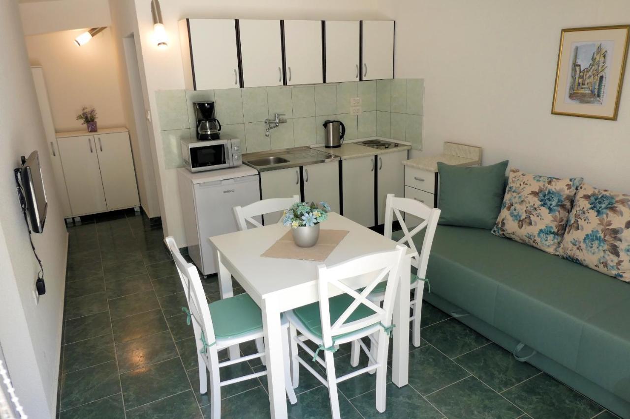 Apartment Zelena Oaza Lovran Bagian luar foto