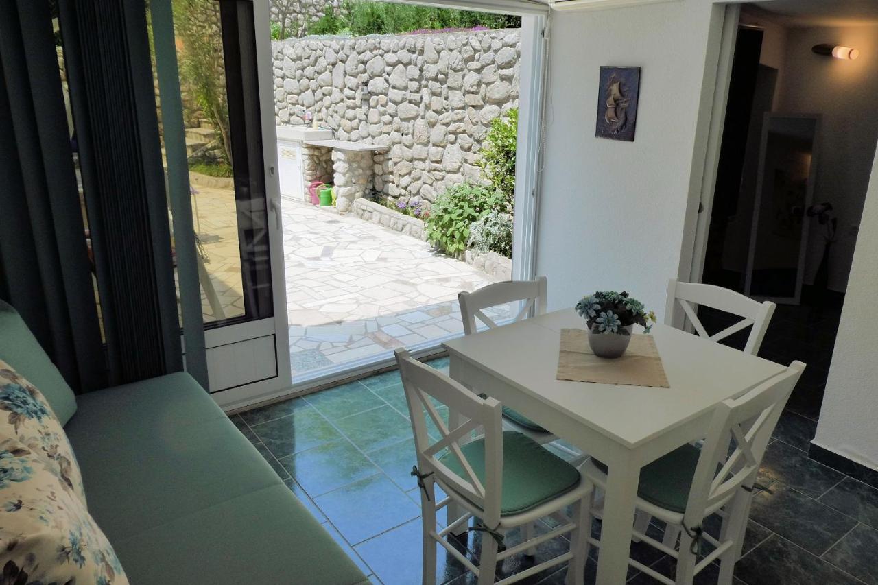 Apartment Zelena Oaza Lovran Bagian luar foto